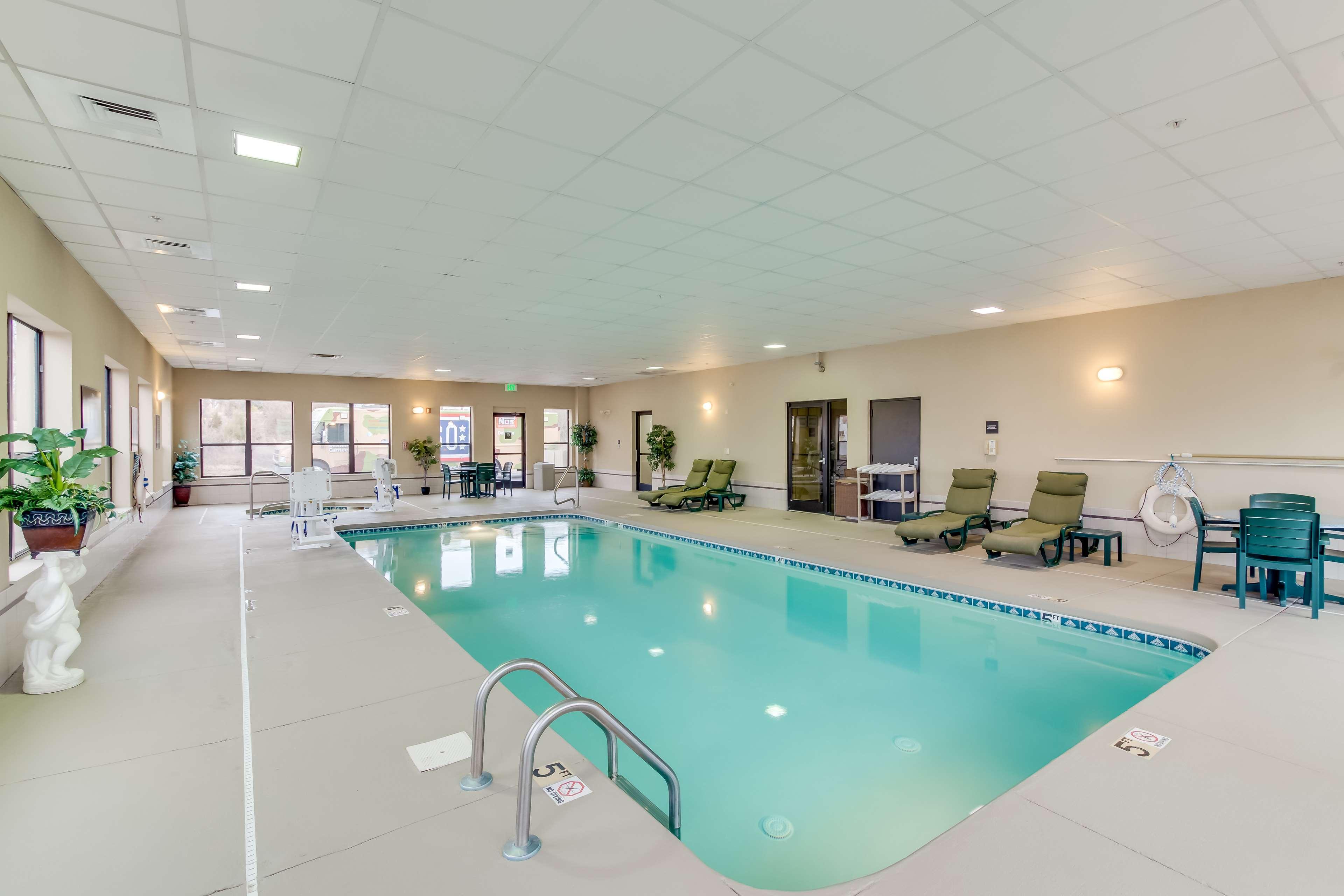 Hampton Inn Dickson Extérieur photo