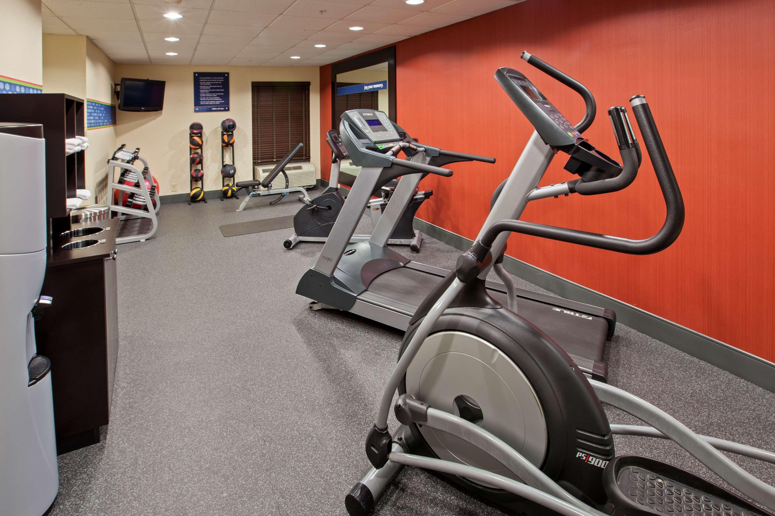 Hampton Inn Dickson Extérieur photo