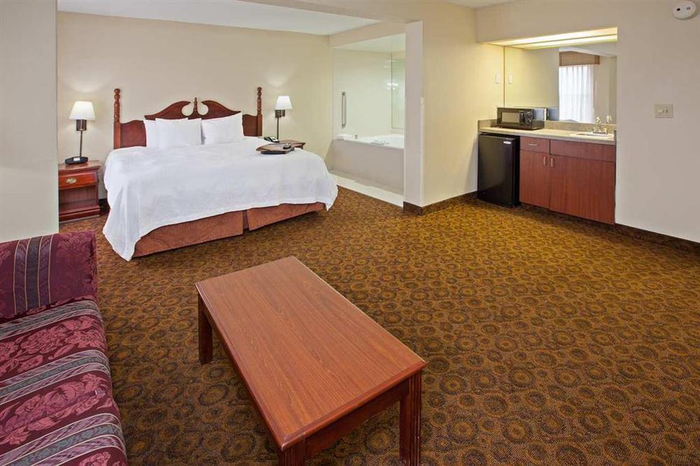 Hampton Inn Dickson Extérieur photo