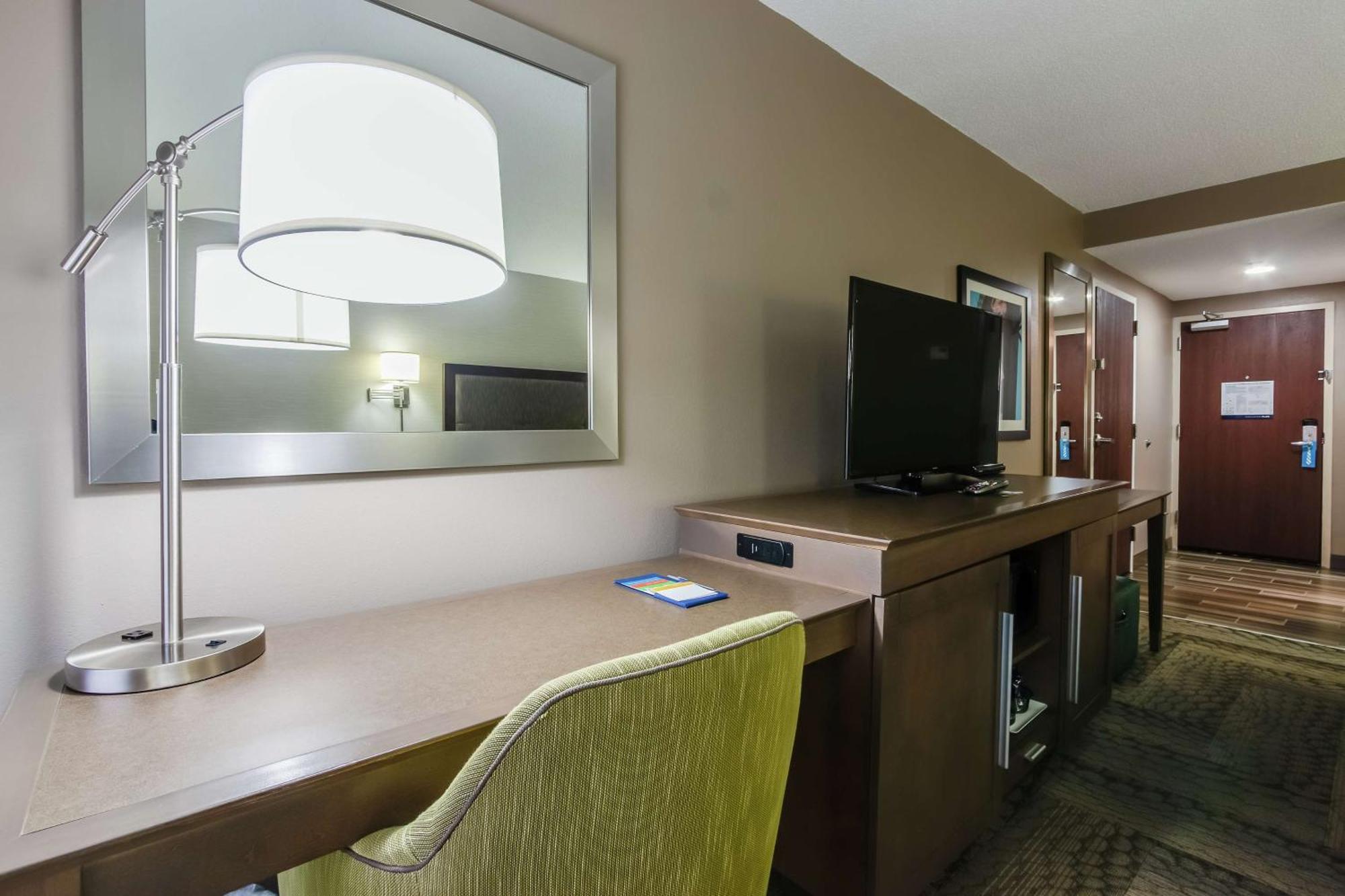 Hampton Inn Dickson Extérieur photo