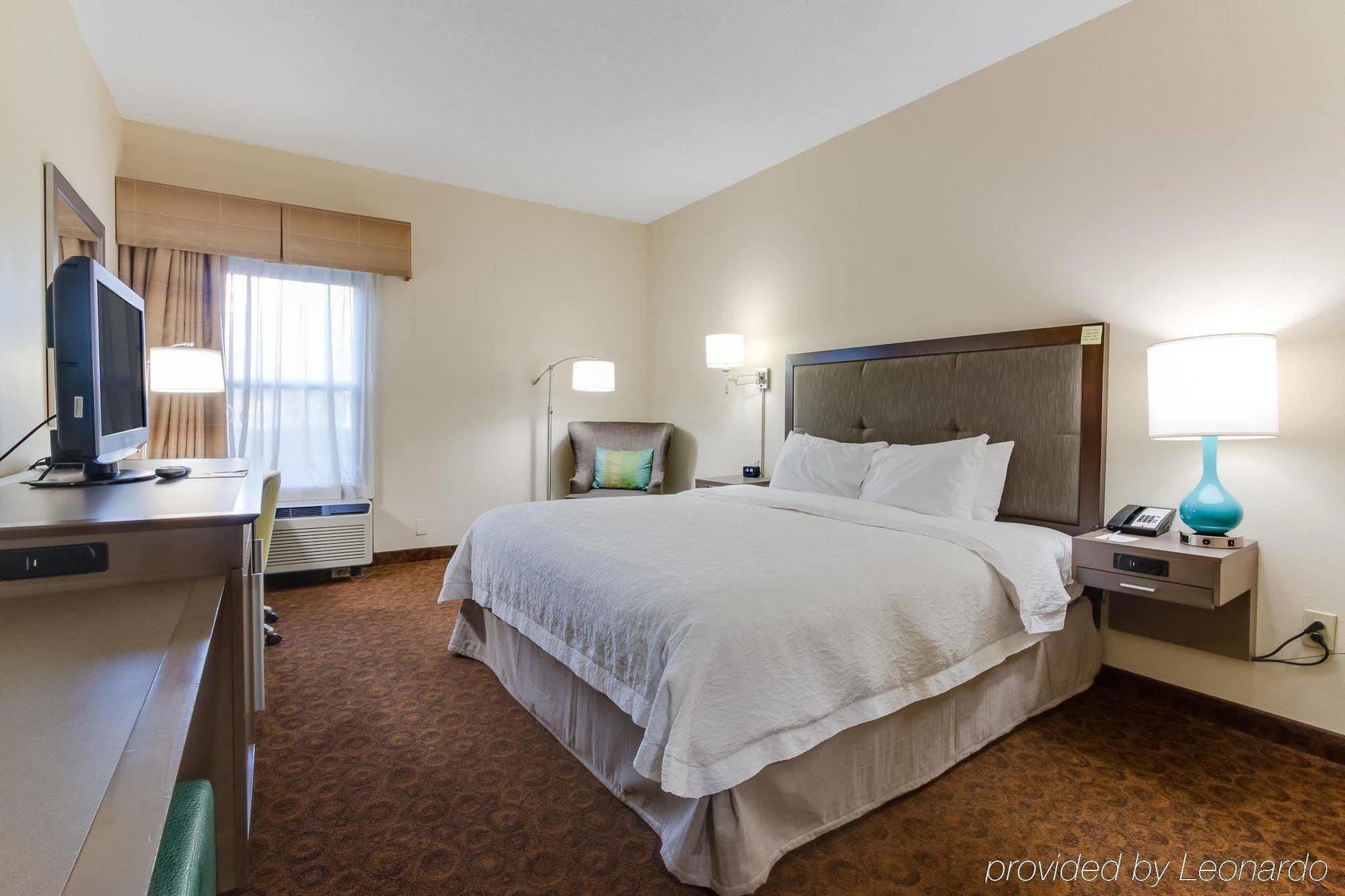 Hampton Inn Dickson Extérieur photo
