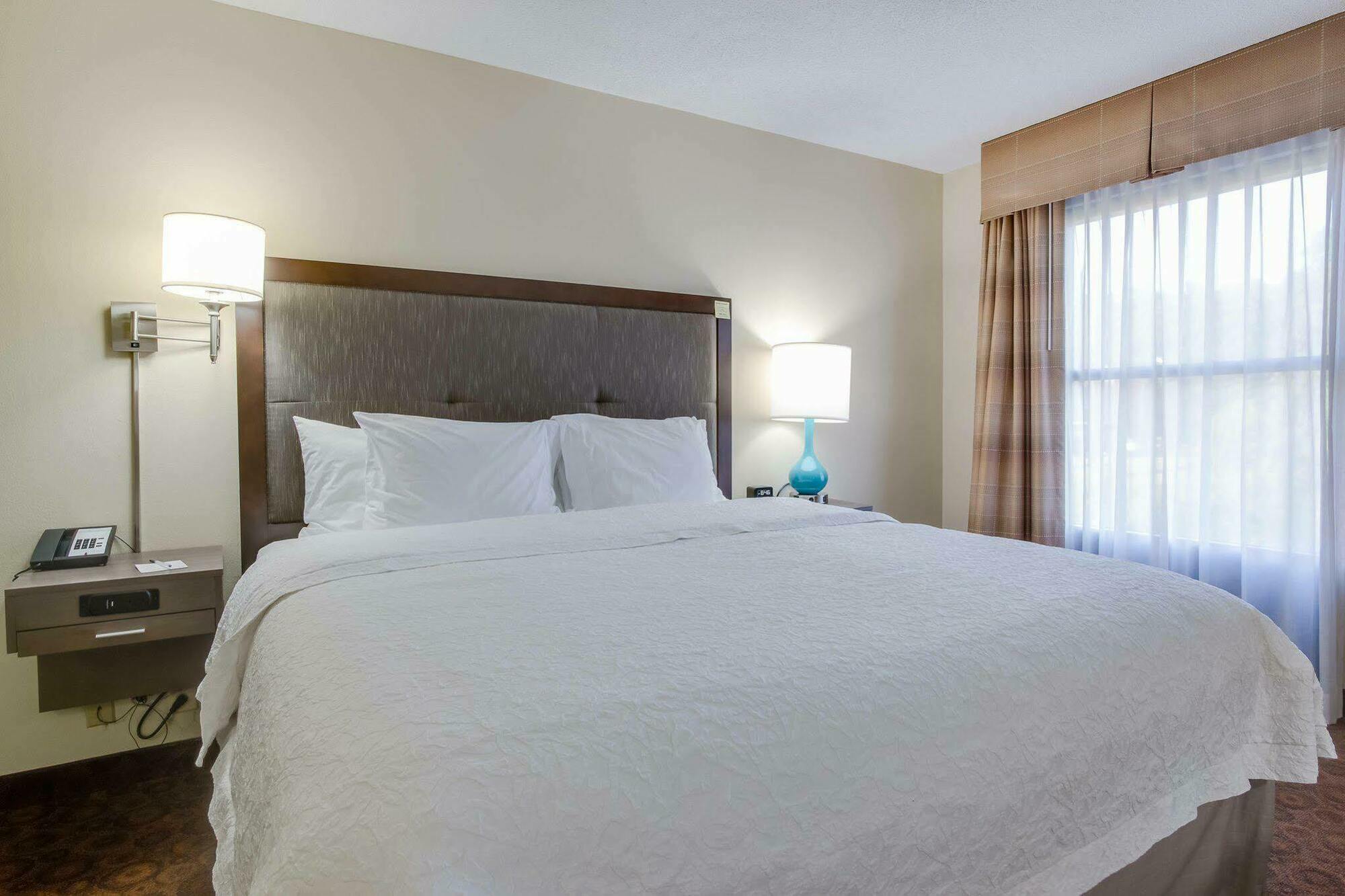 Hampton Inn Dickson Extérieur photo