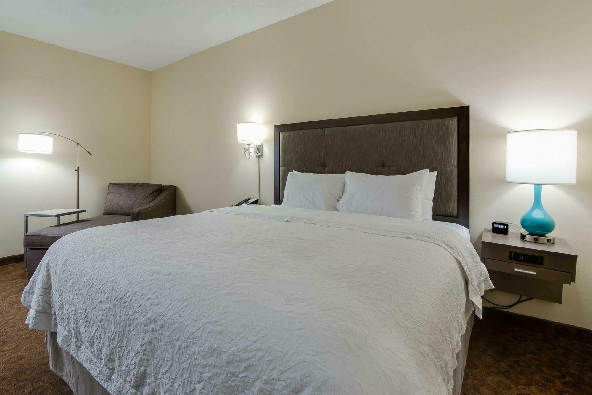 Hampton Inn Dickson Extérieur photo